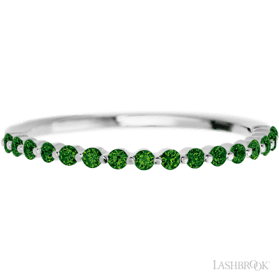 14K White Gold band with 15 Round Green Diamond having TCW-.22