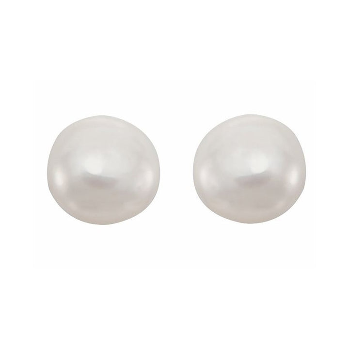 Youth Pearl Stud Earrings