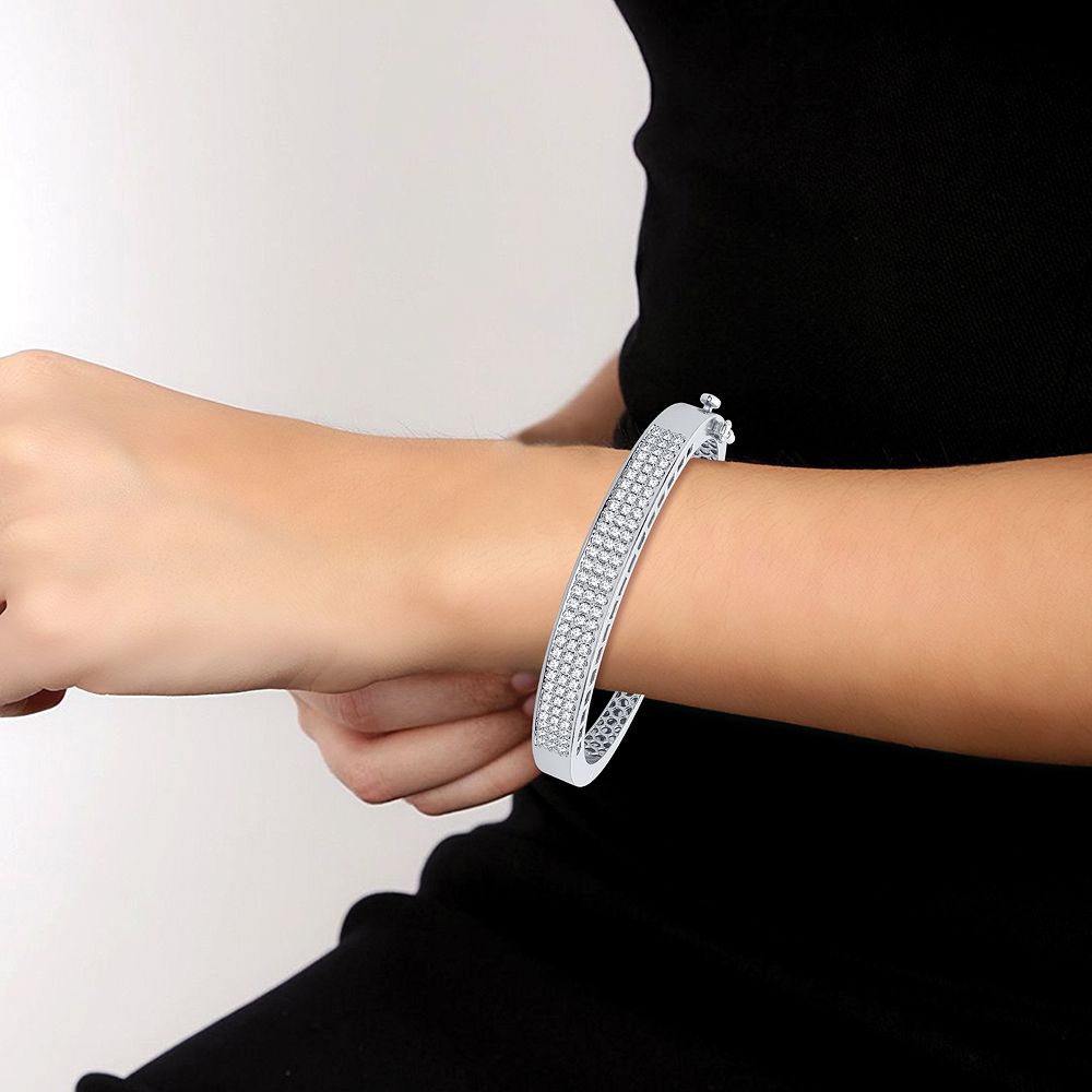 Luminous 14K White Gold Lab Diamond Womens Bangle