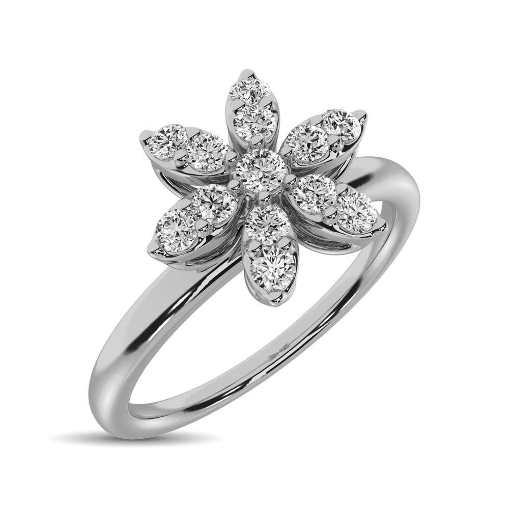 10K White Gold 1/4 Ct.tw Diamond Flower Ring