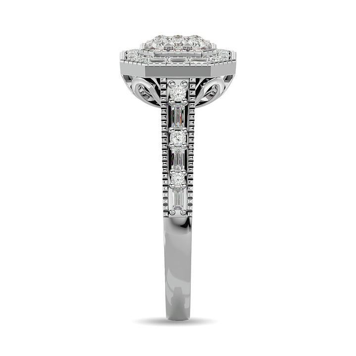 Diamond 1/2 Ct.tw Engagement Ring in 14K White Gold