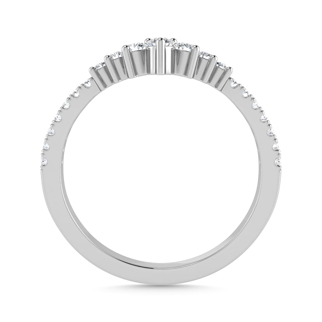 Diamond 1/4 Ct.Tw. Chevron Band in 14K White Gold