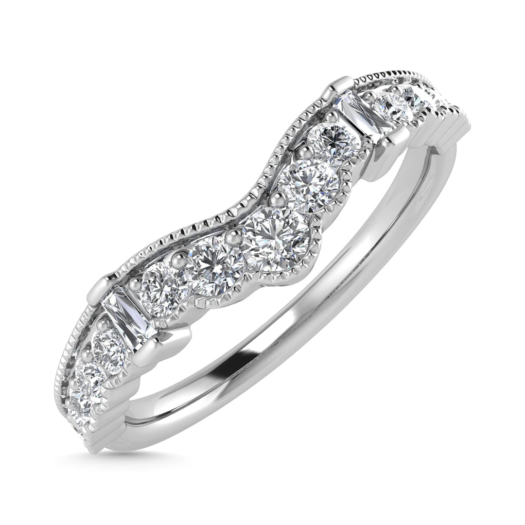 Diamond 1/3 Ct.Tw. Chevron Band in 14K White Gold