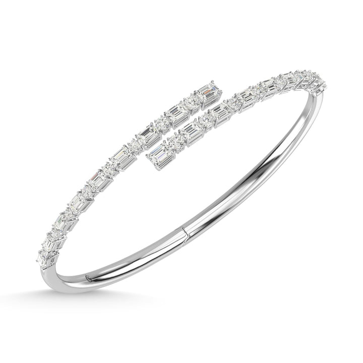 14K White Gold Diamond 3 1/5 Ct.Tw. Fashion Bangle