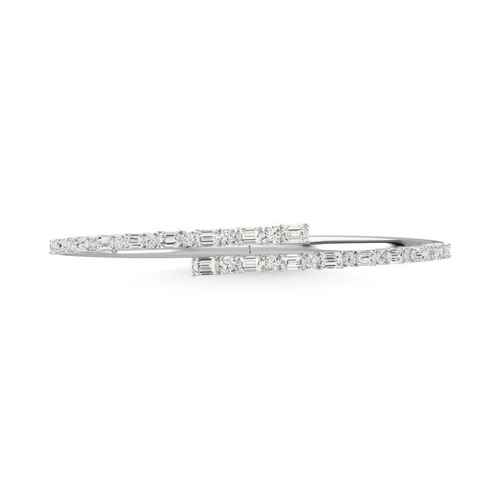 14K White Gold Diamond 3 1/5 Ct.Tw. Fashion Bangle