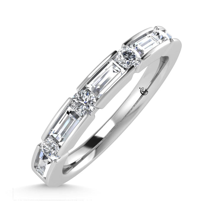 14K White Gold Diamond 1/2.Ct. Tw. Mens Machine Band