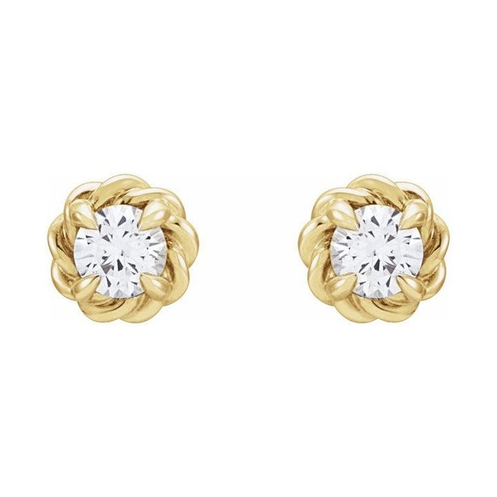 Round 4-Prong Claw Stud Earrings