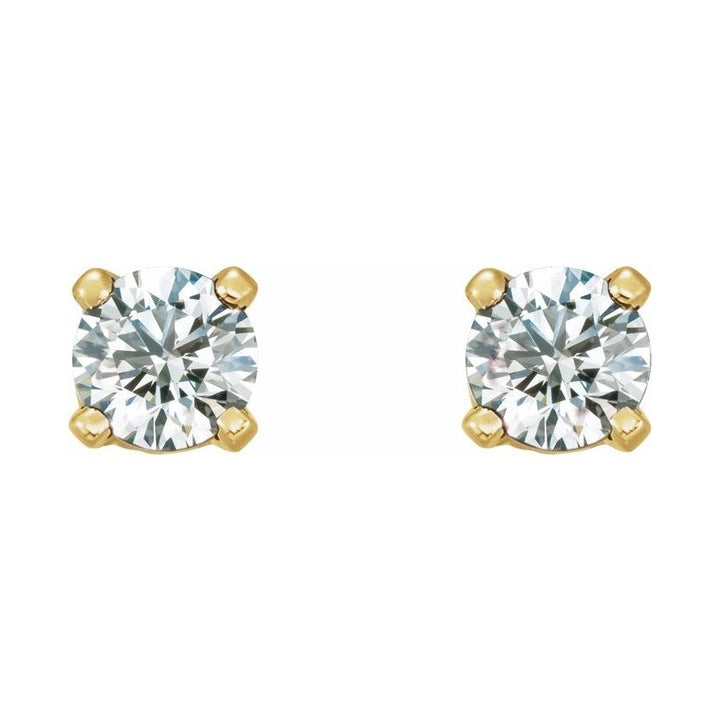 Round 4-Prong Stud Earrings