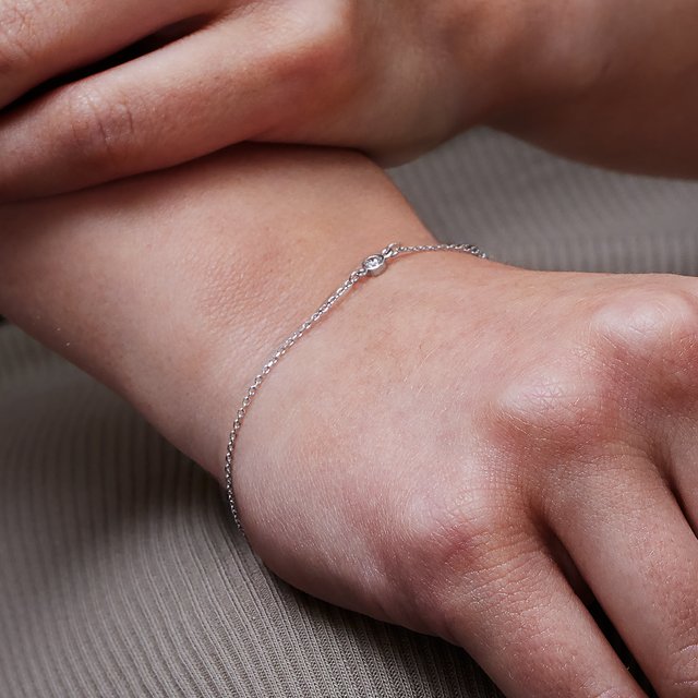 Bezel-Set Link Bracelet