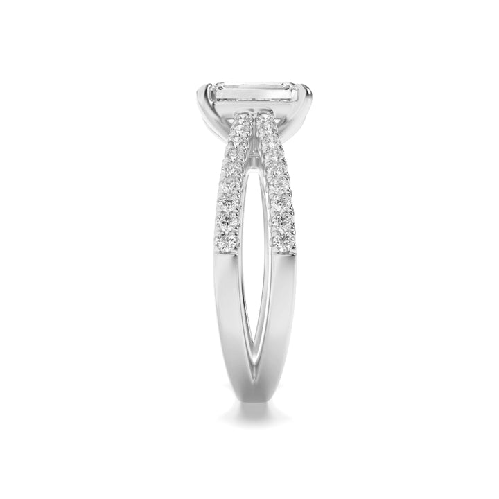 2Cttw Radiant Shaped Lab Grown Diamond (F/VS) Engagement Ring in 14K Gold