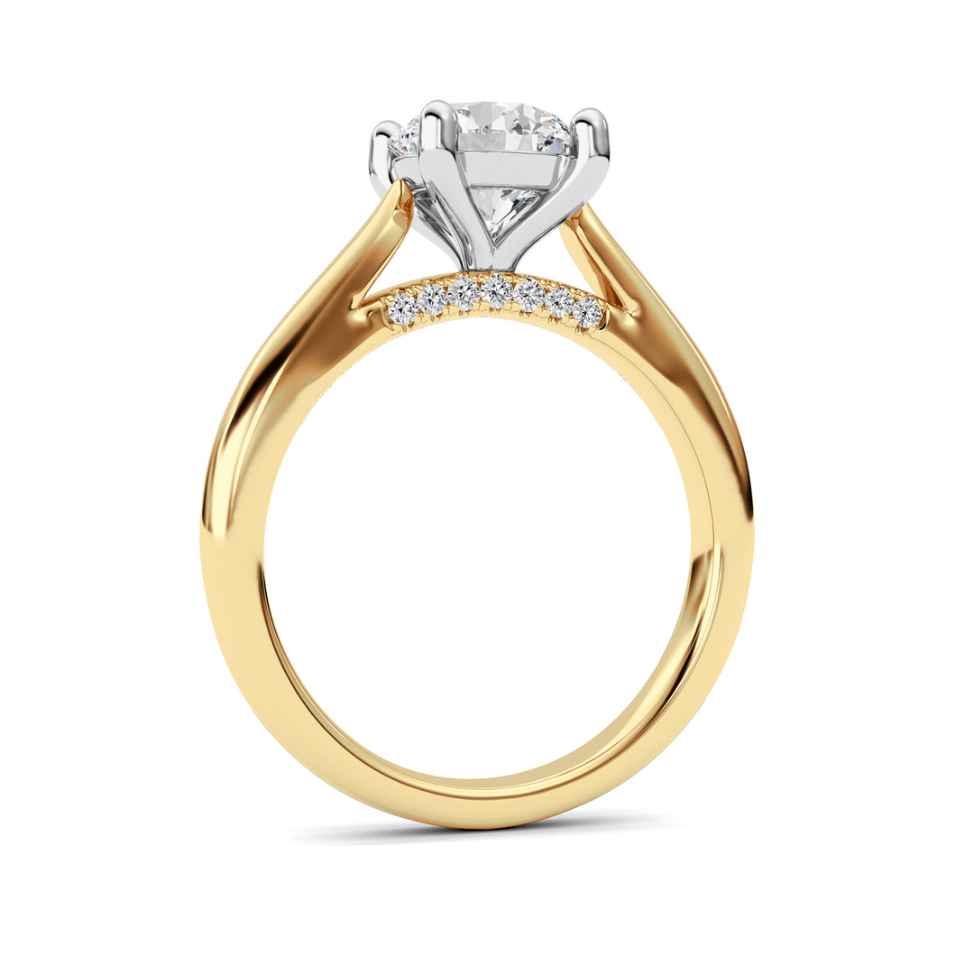2Cttw Round Shaped Lab Grown Diamond (F/VS) Accented Enagement Ring in 14K Gold