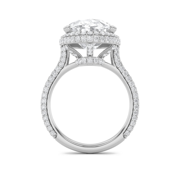 7.5Cttw Oval Shaped Lab Grown Diamond (F/VS) BoldStatement Accented Ring in 14K Gold