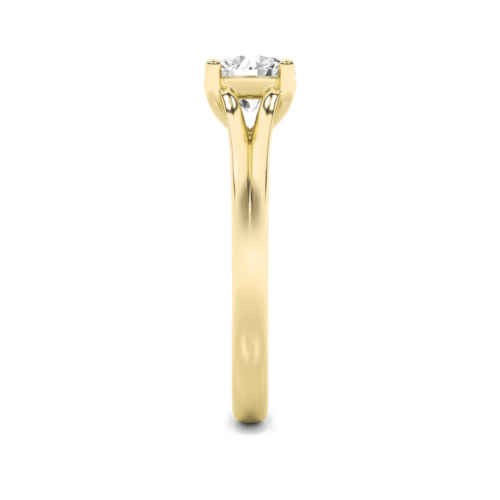 2Cttw Round Shaped Lab Grown Diamond (G/VS) SplitShank Solitaire Engagement Ring in 14K Gold
