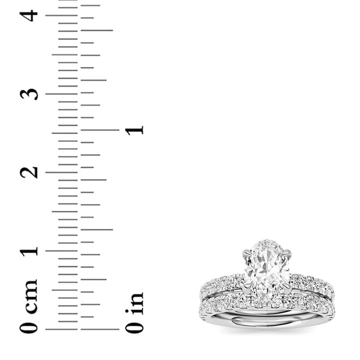 2Cttw Oval Shaped Lab Grown Diamond (F/VVS) Classic Accented  Set With Band and Engagement Ring in 14K Gold
