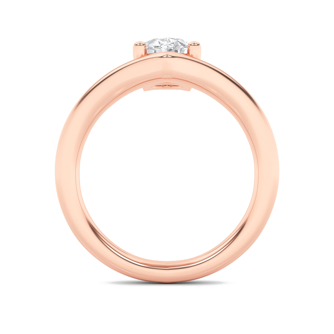 1.5Cttw Oval Shaped Lab Grown Diamond (F/VS) Chevron Solitaire Engagement Ring in 14K Gold