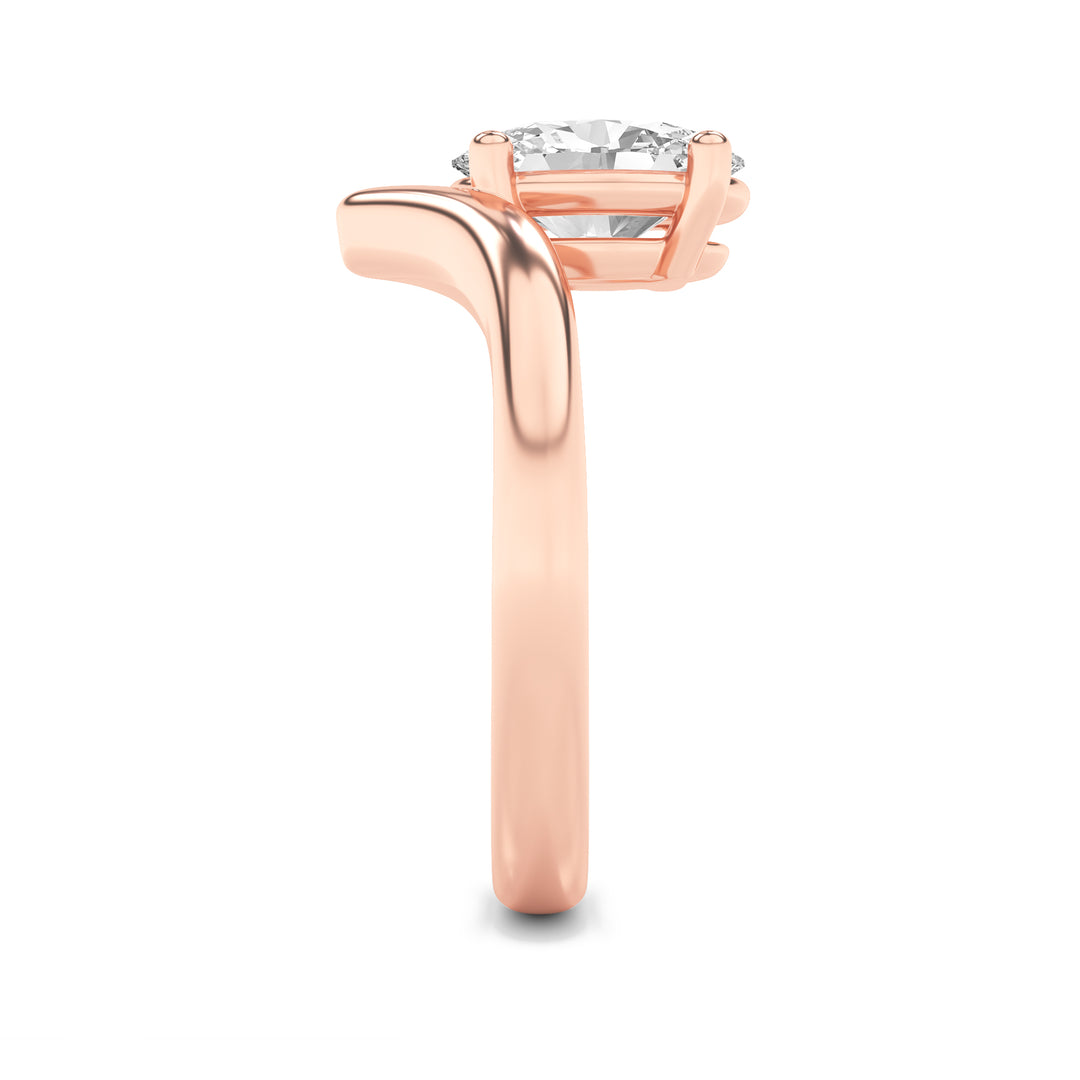 1.5Cttw Oval Shaped Lab Grown Diamond (F/VS) Chevron Solitaire Engagement Ring in 14K Gold
