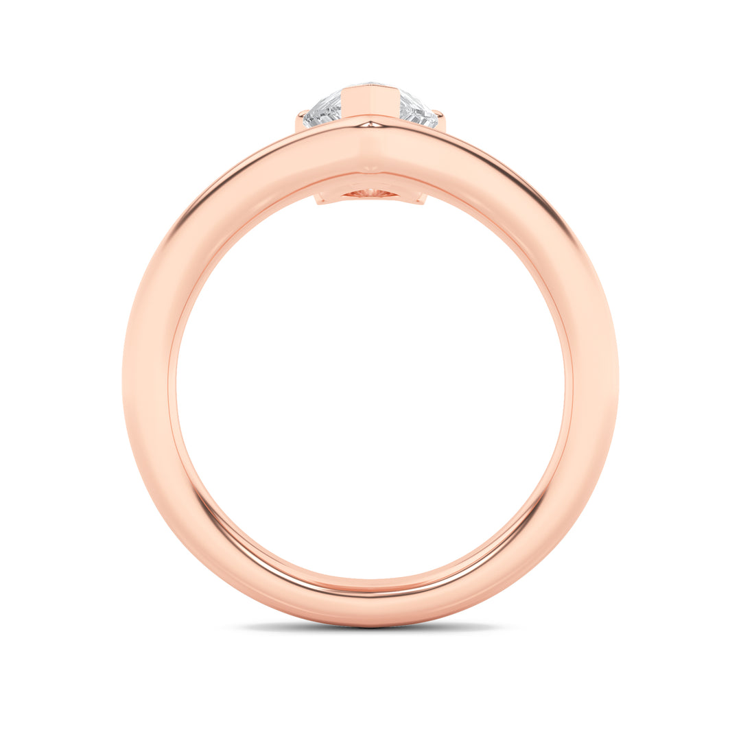 1.5Cttw Pear Shaped Lab Grown Diamond (F/VS) Chevron Solitaire Engagement Ring in 14K Gold