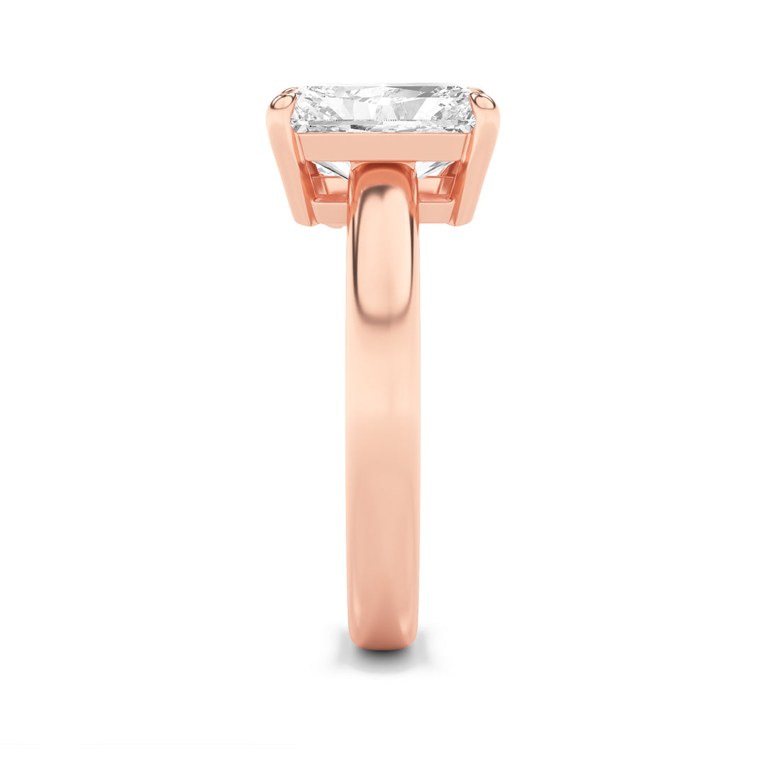 3Cttw Radiant Shaped Lab Grown Diamond (F/VS) Toiet Moi Fashiion Ring in 14K Gold