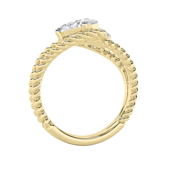 2Cttw Oval Shaped Lab Grown Diamond (F/VS) Toi etMoi Fashiion Ring in 14K Gold