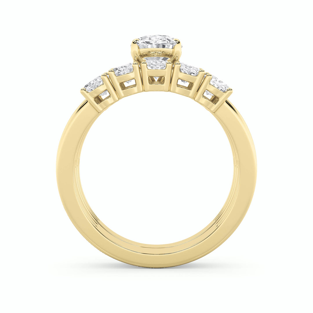 2.5Cttw Oval Shaped Lab Grown Diamond (G/VS) Bridal Set with Matching Band and  Ring in 14K Gold